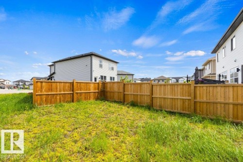 2554 151A Avenue Nw, Edmonton, AB - Outdoor