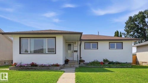7819 132A Avenue Nw, Edmonton, AB - Outdoor
