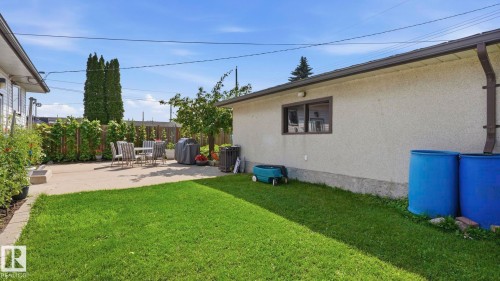 7819 132A Avenue Nw, Edmonton, AB - Outdoor
