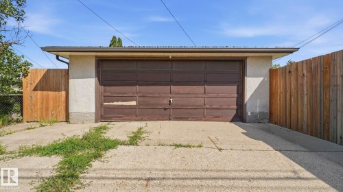 7819 132A Avenue Nw, Edmonton, AB - Outdoor