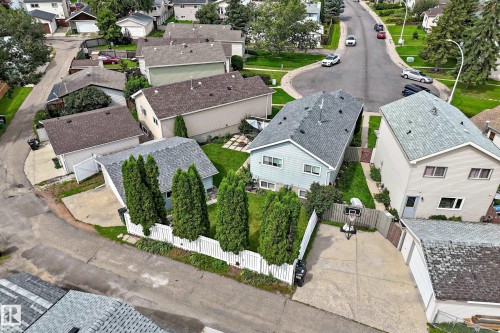 371 Kirkpatrick Crescent Nw, Edmonton, AB - Outdoor