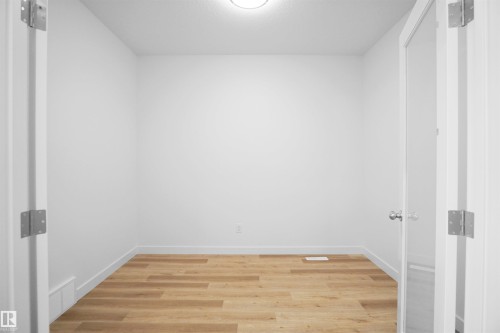 14 Emmet Way, Spruce Grove, AB - Indoor Photo Showing Other Room