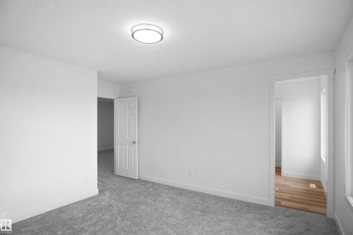 14 Emmet Way, Spruce Grove, AB - Indoor Photo Showing Other Room