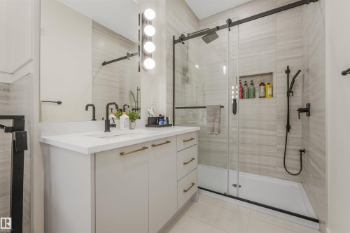 108 Edgefield Way, St. Albert, AB - Indoor Photo Showing Bathroom