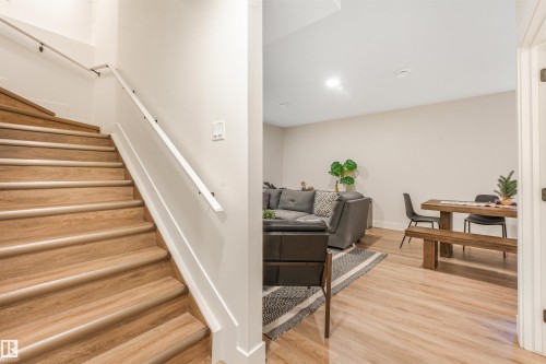 108 Edgefield Way, St. Albert, AB - Indoor Photo Showing Other Room