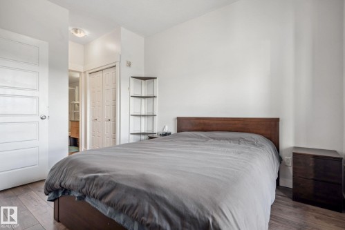 #209 10518 113 St Nw, Edmonton, AB - Indoor Photo Showing Bedroom