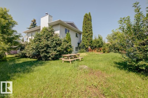 3908 28 Avenue Nw, Edmonton, AB - Outdoor