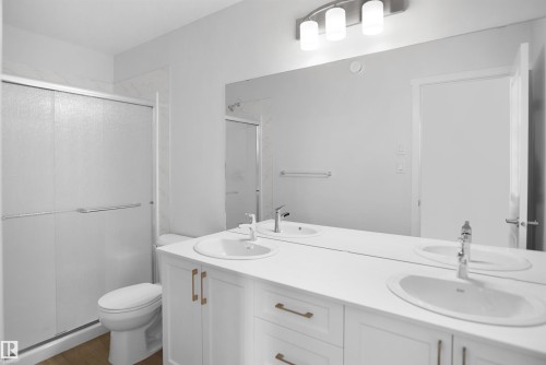 94 Juniper Wynd, Fort Saskatchewan, AB - Indoor Photo Showing Bathroom