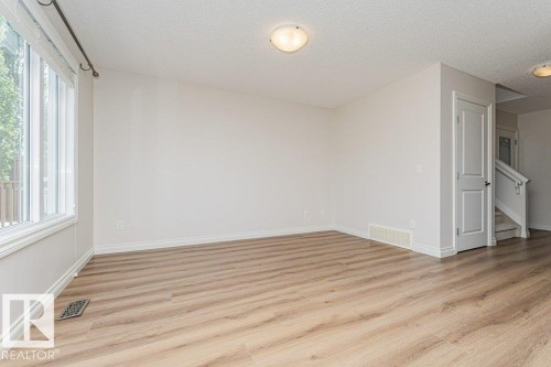 #32 445 Brintnell Bv Nw, Edmonton, AB - Indoor Photo Showing Other Room