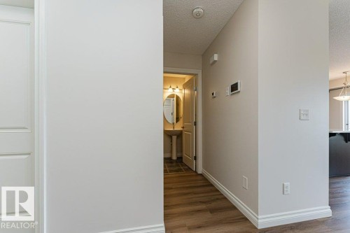 #32 445 Brintnell Bv Nw, Edmonton, AB - Indoor Photo Showing Other Room