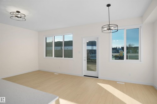 33 Foxtail Road, Fort Saskatchewan, AB - Indoor Photo Showing Other Room