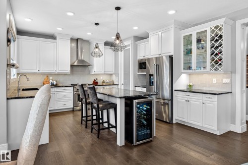 9036 24 Avenue Sw, Edmonton, AB - Indoor Photo Showing Kitchen With Upgraded Kitchen
