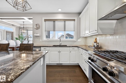 9036 24 Avenue Sw, Edmonton, AB - Indoor Photo Showing Kitchen With Upgraded Kitchen
