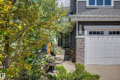 9036 24 Avenue Sw, Edmonton, AB - Outdoor