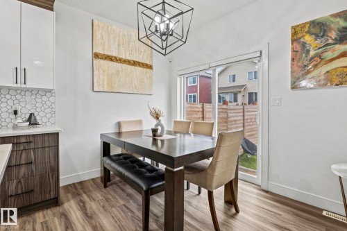3523 5A Avenue Sw, Edmonton, AB - Indoor Photo Showing Dining Room
