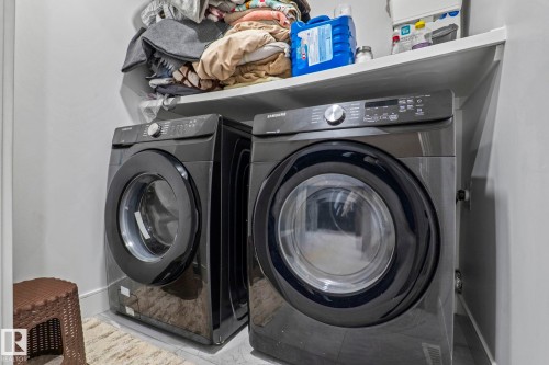 3523 5A Avenue Sw, Edmonton, AB - Indoor Photo Showing Laundry Room