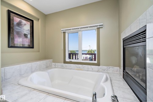 48003 Rr271, Rural Leduc County, AB - Indoor Photo Showing Bathroom