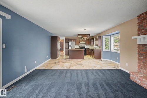 90 Dufferin Street, St. Albert, AB - Indoor