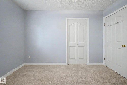 90 Dufferin Street, St. Albert, AB - Indoor Photo Showing Other Room