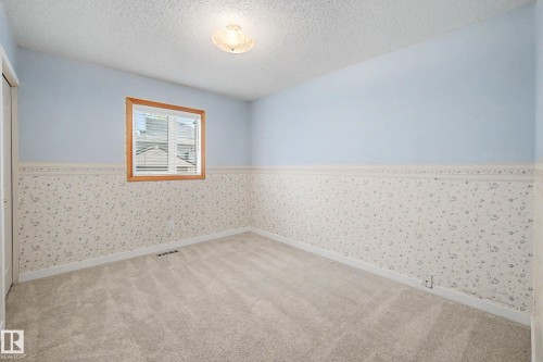 90 Dufferin Street, St. Albert, AB - Indoor Photo Showing Other Room