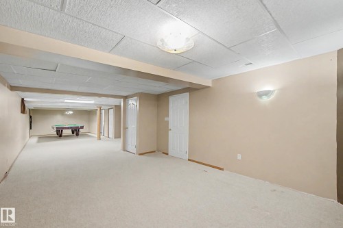 90 Dufferin Street, St. Albert, AB - Indoor