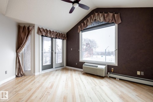 #304 9336 Jasper Av Nw, Edmonton, AB - Indoor Photo Showing Other Room