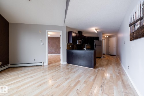 #304 9336 Jasper Av Nw, Edmonton, AB - Indoor Photo Showing Kitchen