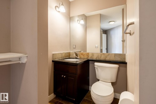 #304 9336 Jasper Av Nw, Edmonton, AB - Indoor Photo Showing Bathroom