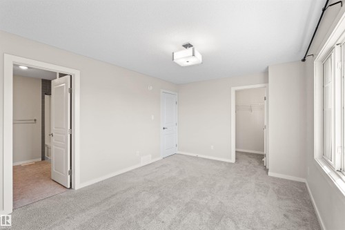 16040 11 Avenue Sw, Edmonton, AB - Indoor Photo Showing Other Room