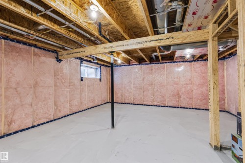16040 11 Avenue Sw, Edmonton, AB - Indoor Photo Showing Basement