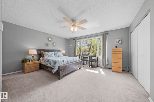 10518 84 Avenue Nw, Edmonton, AB - Indoor Photo Showing Bedroom