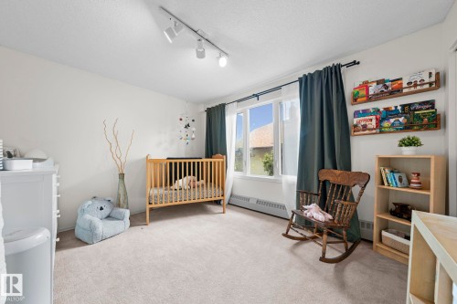 10518 84 Avenue Nw, Edmonton, AB - Indoor Photo Showing Bedroom