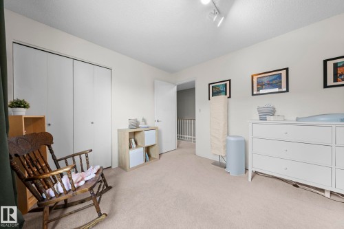 10518 84 Avenue Nw, Edmonton, AB - Indoor