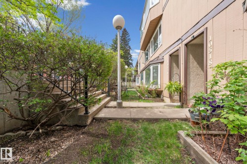 10518 84 Avenue Nw, Edmonton, AB - Outdoor