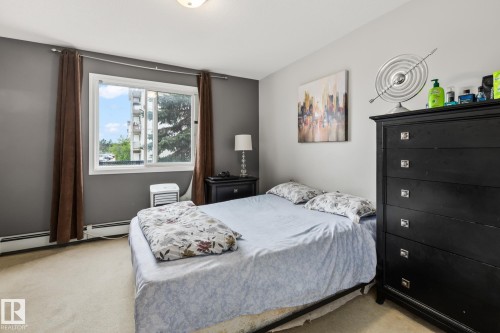 #132 50 Woodsmere Close, Fort Saskatchewan, AB - Indoor Photo Showing Bedroom