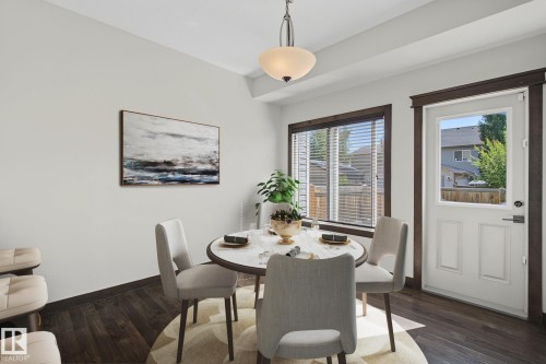 29 Hudson Cove, Spruce Grove, AB - Indoor Photo Showing Dining Room