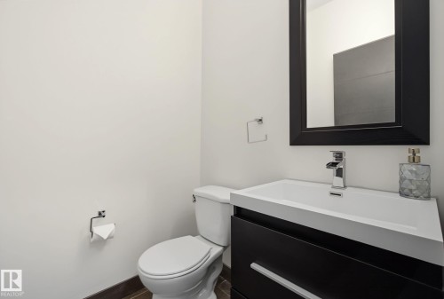 29 Hudson Cove, Spruce Grove, AB - Indoor Photo Showing Bathroom