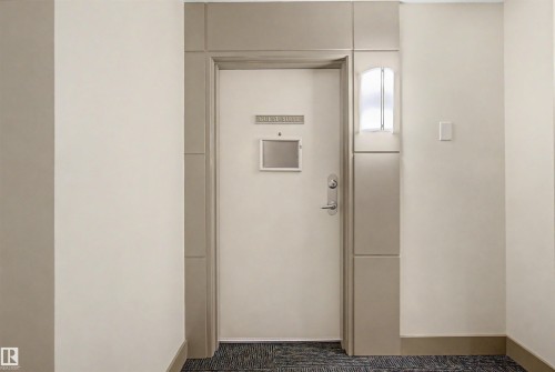 #215 4450 Mccrae Av Nw, Edmonton, AB - Indoor Photo Showing Other Room