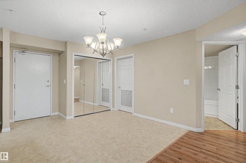 #215 4450 Mccrae Av Nw, Edmonton, AB - Indoor Photo Showing Other Room