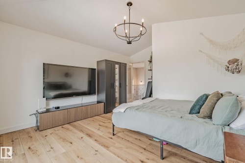 1615 Wates Close Sw, Edmonton, AB - Indoor Photo Showing Bedroom