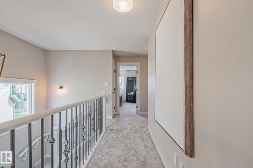 1615 Wates Close Sw, Edmonton, AB - Indoor Photo Showing Other Room