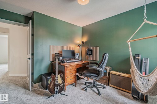 1615 Wates Close Sw, Edmonton, AB - Indoor Photo Showing Office