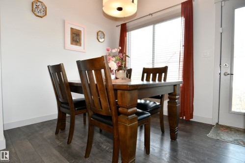 560 Sturtz Link, Leduc, AB - Indoor Photo Showing Dining Room
