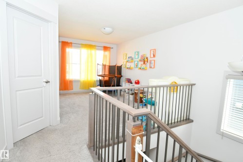 560 Sturtz Link, Leduc, AB - Indoor Photo Showing Other Room