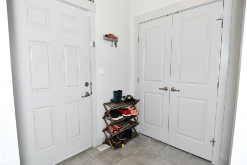 560 Sturtz Link, Leduc, AB - Indoor Photo Showing Other Room