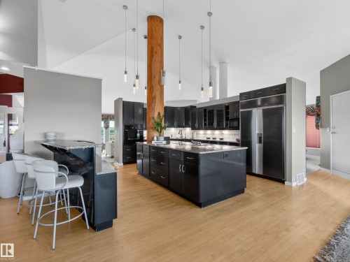 48208 Range Road, Rural Beaver County, AB - Indoor Photo Showing Kitchen With Upgraded Kitchen