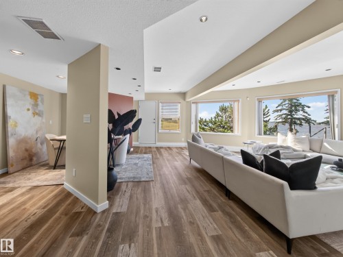 48208 Range Road, Rural Beaver County, AB - Indoor