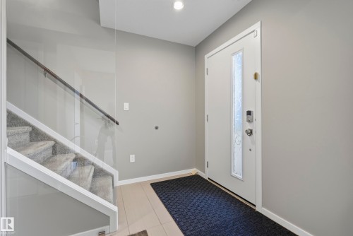 #10 1075 Rosenthal Bv Nw, Edmonton, AB - Indoor Photo Showing Other Room
