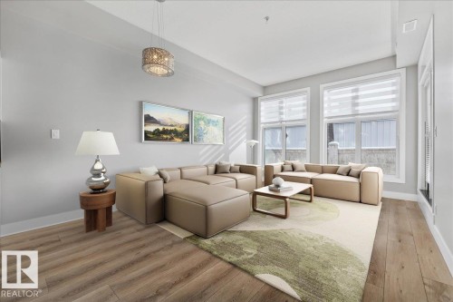 #114 10531 117 St Nw, Edmonton, AB - Indoor Photo Showing Living Room