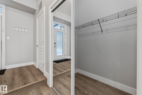 #114 10531 117 St Nw, Edmonton, AB - Indoor With Storage
